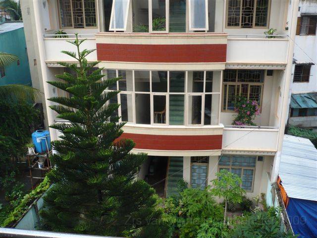 0004 huis verblijf van de meisjes in Ho Chi Minh.JPG